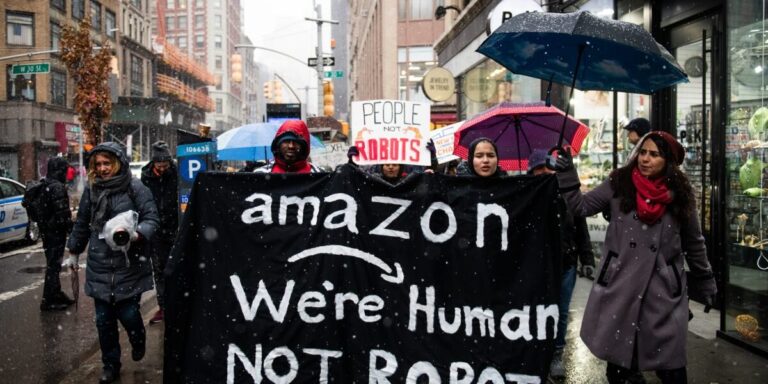 Amazon Workers on Food Stamps Have Tripled Despite Its Record Revenue