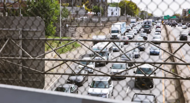 Congestion pricing takes a toll on South Bronx air quality, report finds