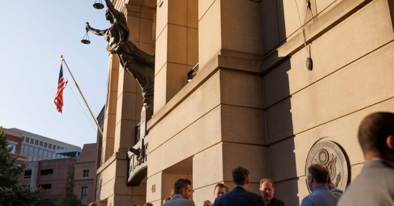 U.S. Asks Judge to Break Up Google’s Advertising Technology Monopoly